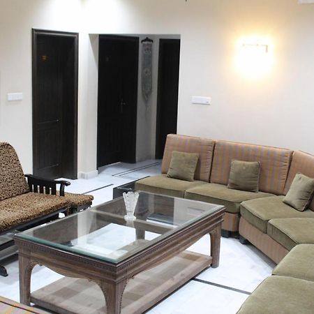 Hotel State Residency Bahawalpur Exteriör bild